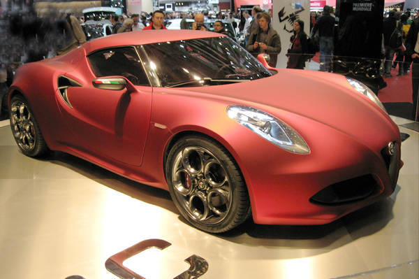 Alfa Romeo torna in Usa, 4C in passerella a salone New York