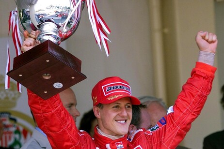 Enfermera que asistía a Schumacher será procesada también por extorsión