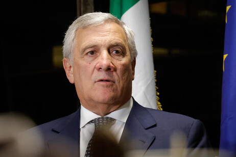 Ministro Antonio Tajani durante visita a São Paulo