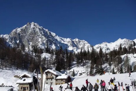 La montaña es uno de los destinos más elegidos para las vacaciones de fin de año (ANSA)