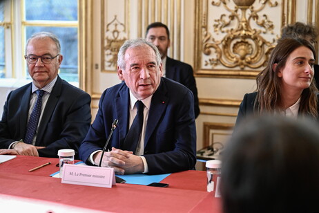 French Prime Minister Bayrou meets with political leaders in Paris