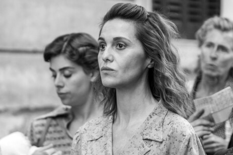 Paola Cortellesi em cena de 'Ainda temos o amanhã'