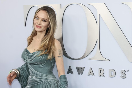 Arrivals - 77th Tony Awards