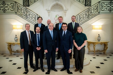 Los participantes en la reunión.