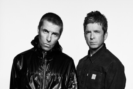 Liam e Noel Gallagher farão turnê de reunião do Oasis em 2025