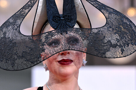 Una deslumbrante Lady Gaga en Venecia