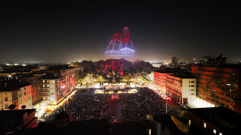 Il "Drone show"nei cieli di Bologna