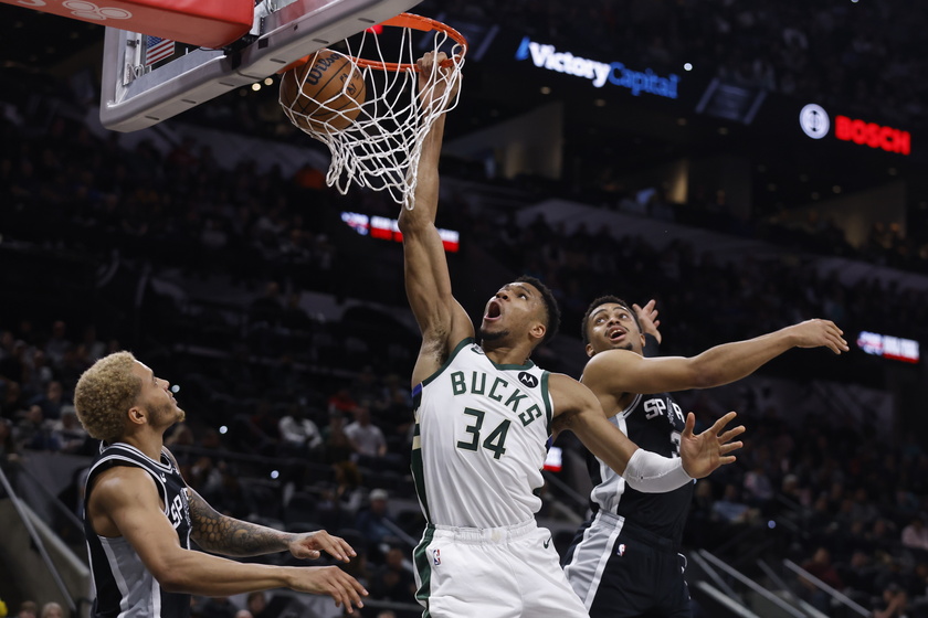 NBA - Milwaukee Bucks at San Antonio Spurs - RIPRODUZIONE RISERVATA