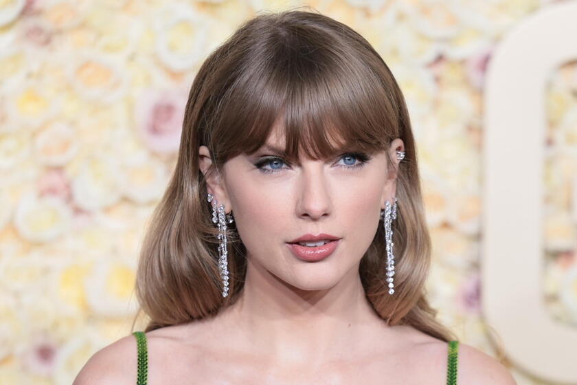 81st Golden Globe Awards - Arrivals