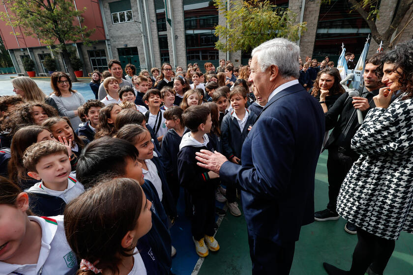 Ministro das Relações Exteriores visitou uma escola italiana na capital argentina