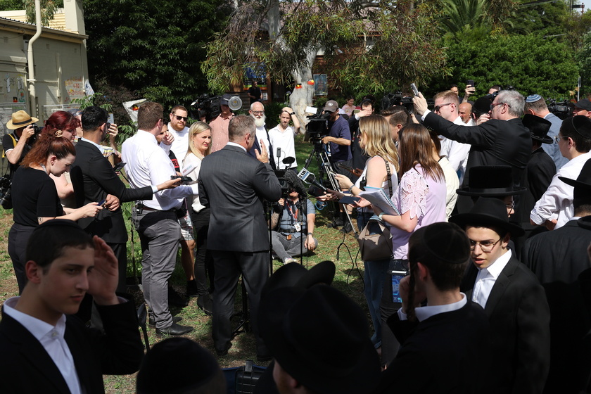 Fire damages Adass Israel Synagogue in Melbourne