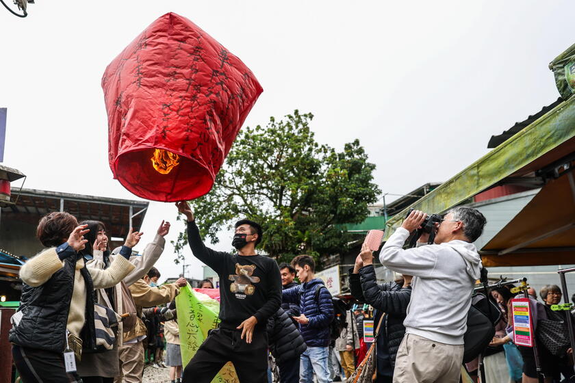 Pingxi Sky Lantern Festival in Taiwan © ANSA/EPA