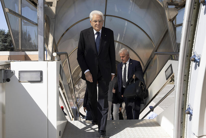 Sergio Mattarella en su llegada a Brasilia