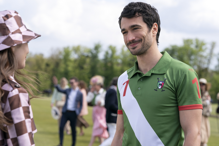 El actor italiano Eugenio Franceschini en "Emily in Paris"