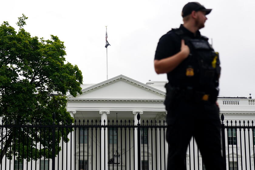 La Casa Blanca el día después del retiro del presidente Joe Biden