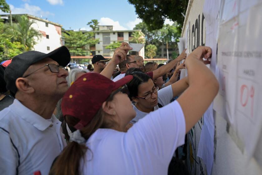 Masiva concurrencia a las urnas en las presidenciales de Venezuela