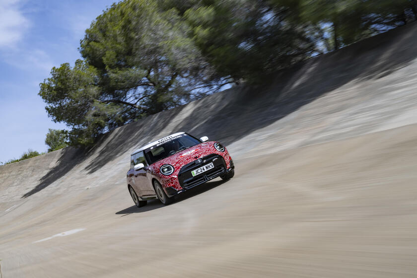 Mini John Cooper Works elettrica al Goodwood Festival of Speed