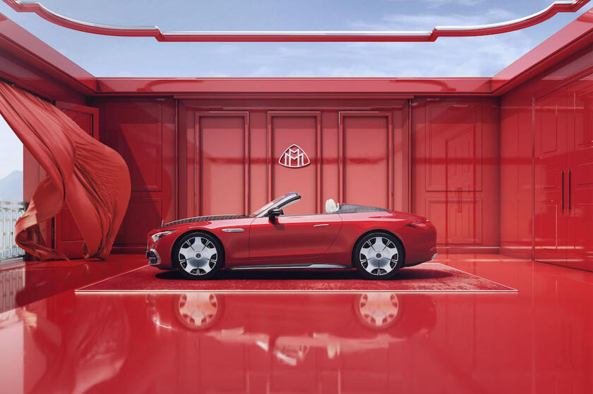 Mercedes-Maybach SL Monogram Series Red Ambiance