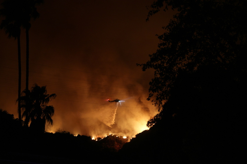 Wildfires continue to rage through Los Angeles area