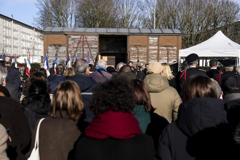 International Holocaust Remembrance Day in Paris