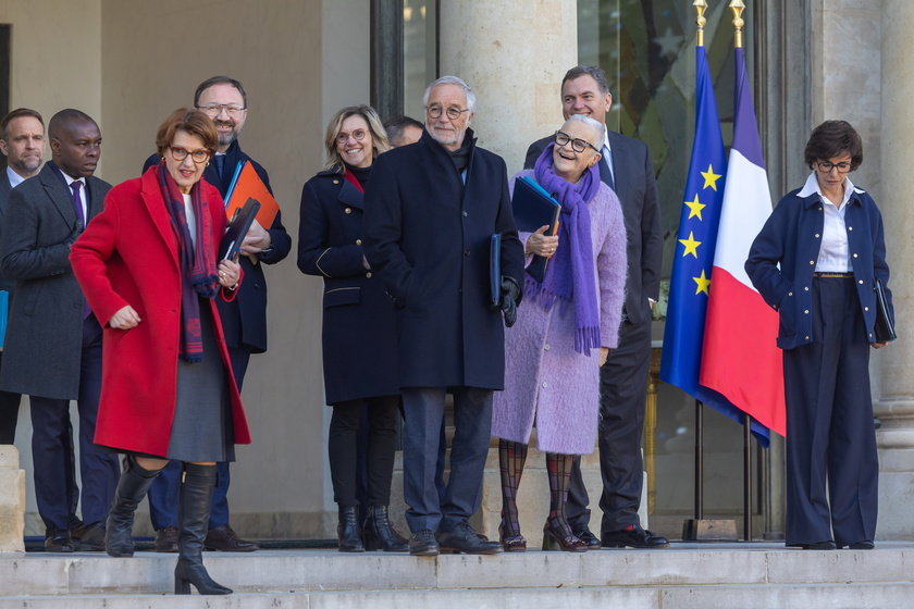 First Council of Ministers meeting of the new French government in Paris