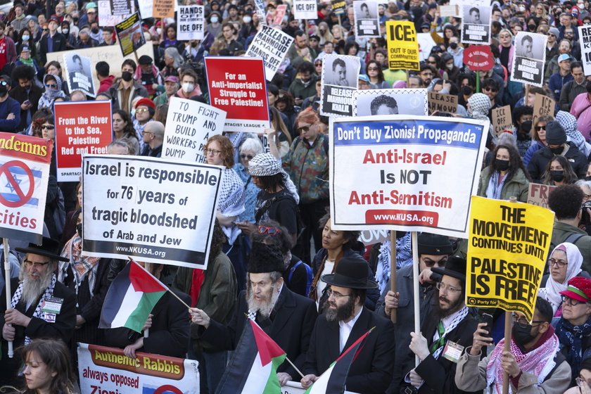 Protest calling for release of Columbia graduate activist Mahmoud Khalil