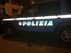 Frontale con auto rubata, due arresti