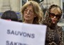 Jane Birkin e l'attrice francese Arielle Dombasle in una manifestazione per Sakineh a Parigi