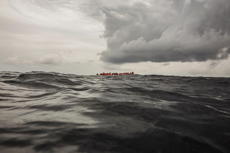 Naufragio di migranti (foto di archivio) - RIPRODUZIONE RISERVATA