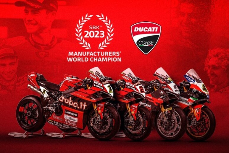 Ducati Panigale V4R e V2 all 'insegna delle vittorie in pista - RIPRODUZIONE RISERVATA