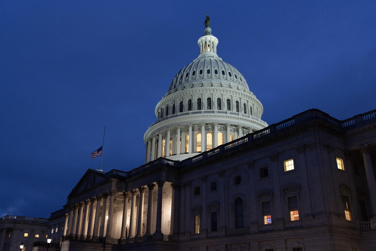 La Cámara de Representantes avala la ley para evitar el shutdown. Ahora, pasa al Senado - TODOS LOS DERECHOS RESERVADOS