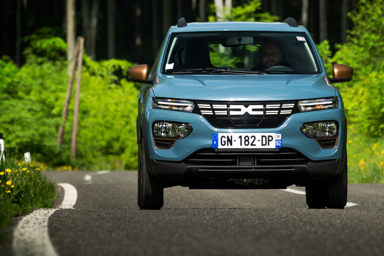 Dacia Spring Extreme Electric 65, la differenza si sente © ANSA/Web