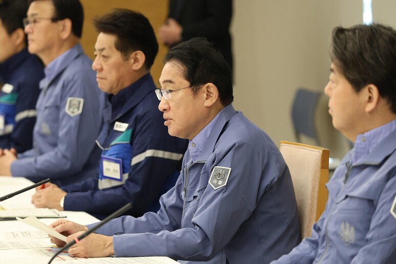 Autoridades japonesas emitem alerta de tsunami com ondas de até 1 metro © ANSA/AFP