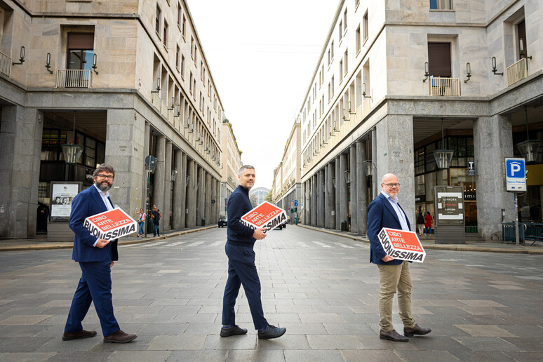 - RIPRODUZIONE RISERVATA