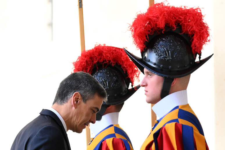 O primeiro-ministro da Espanha, Pedro Sánchez, durante visita ao Vaticano - TODOS OS DIREITOS RESERVADOS