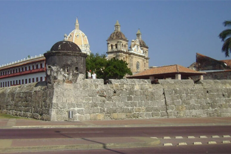 La histórica muralla de Cartagena de Indias, Colombia - TODOS LOS DERECHOS RESERVADOS