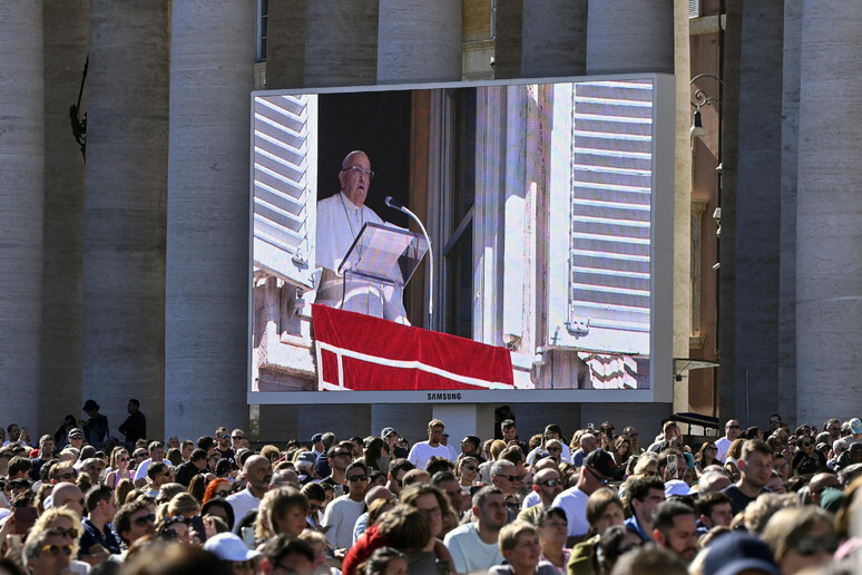 Il Papa, preghiamo per le popolazioni che soffrono per la guerra - TODOS OS DIREITOS RESERVADOS