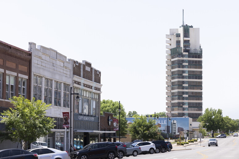 Bartlesville Frank Lloyd Wright Designed Price Tower - foto iStock. - RIPRODUZIONE RISERVATA