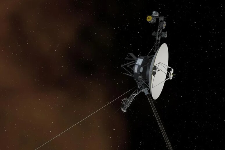 Rappresentazione artistica della sonda Voyager 1 (fonte: NASA) - RIPRODUZIONE RISERVATA