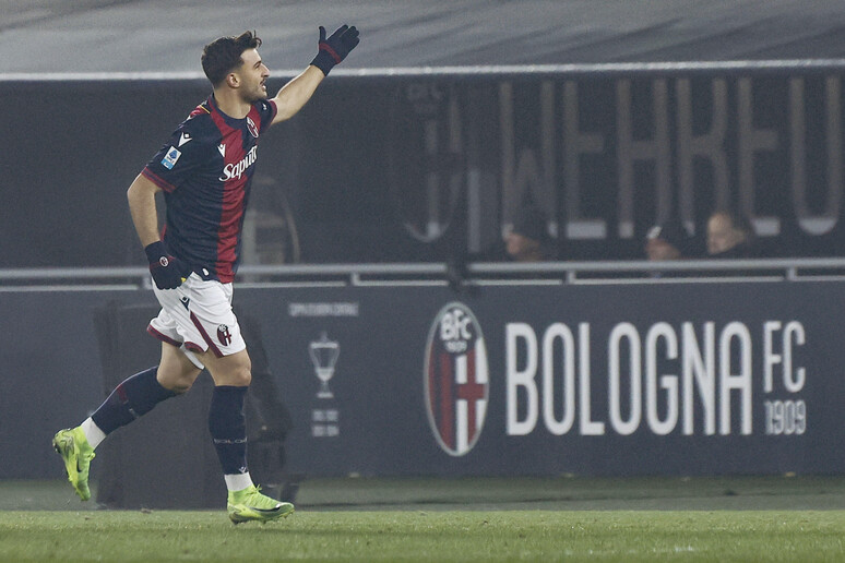 Riccardo Orsolini, do Bologna, celebrando um gol marcado contra o Venezia pela Série A - TODOS OS DIREITOS RESERVADOS