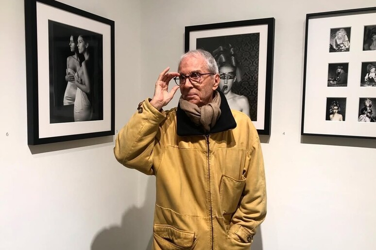 Gian Paolo Barbieri ficou mundialmente conhecido por suas imagens de várias celebridades © ANSA/Reprodução/Instagram - @gian.paolo.barbieri