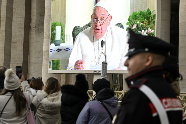 El Papa, en el Angelus, desde Casa Santa Marta - TODOS LOS DERECHOS RESERVADOS