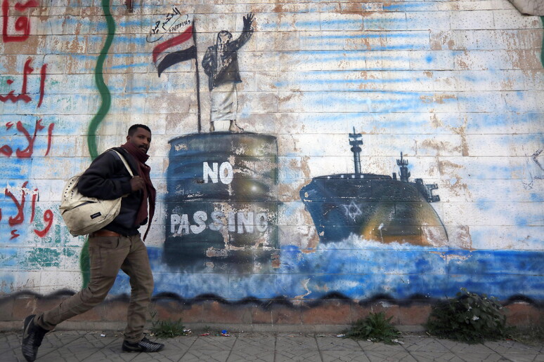 Mural contra EUA e Israel em Sanaa, capital do Iêmen © ANSA/EPA