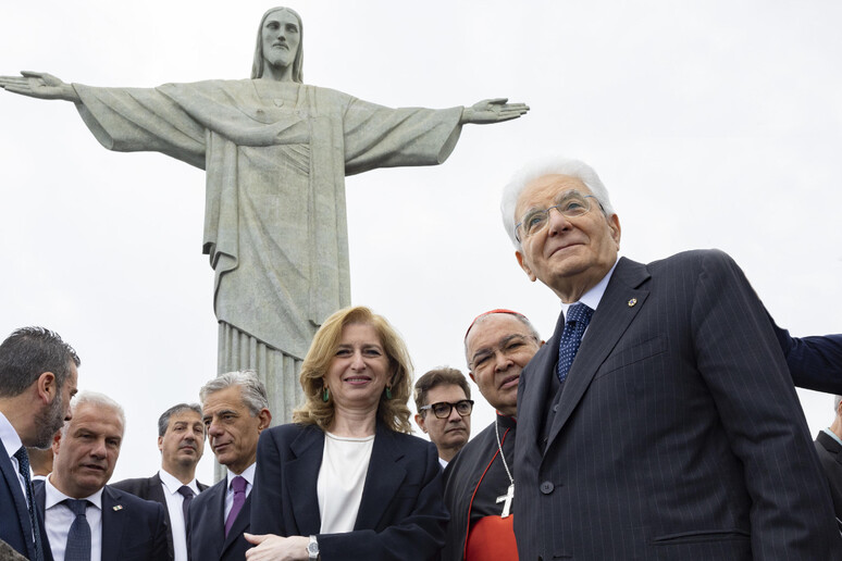 Sergio Mattarella em visita ao Cristo Redentor - TODOS OS DIREITOS RESERVADOS