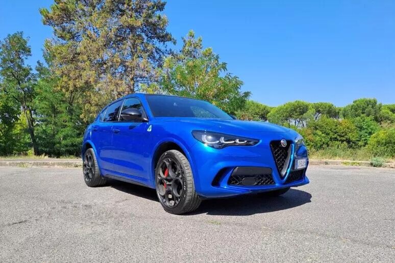 El Alfa Romeo Stelvio Quadrifoglio no es un SUV como todos los demás - TODOS LOS DERECHOS RESERVADOS