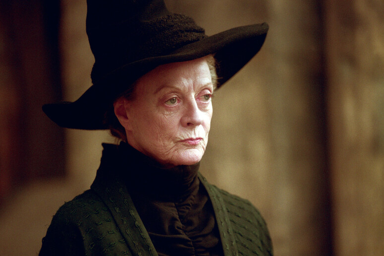 Maggie Smith atuou em mais de 60 filmes e 70 peças teatrais © ANSA/Murray Close