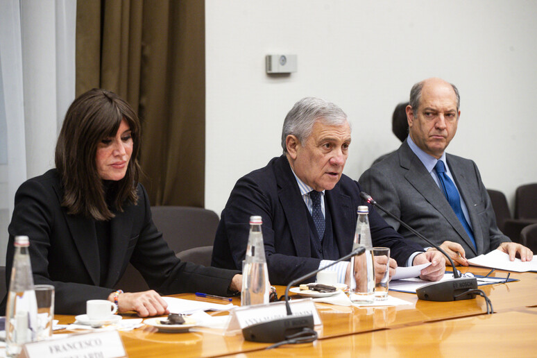 Antonio Tajani convocou reunião para discutir emergência sanitária em Gaza - TODOS OS DIREITOS RESERVADOS