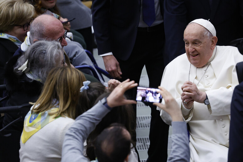 Francisco deu alerta durante celebração no Vaticano - TODOS OS DIREITOS RESERVADOS