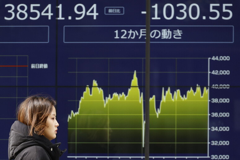 Bolsa de Tóquio fechou primeiro pregão do mês em queda © ANSA/EPA