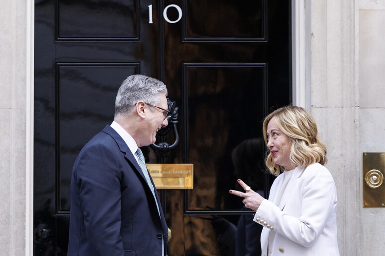 Meloni e Starmer se reuniram em Downing Street, em Londres © ANSA/EPA